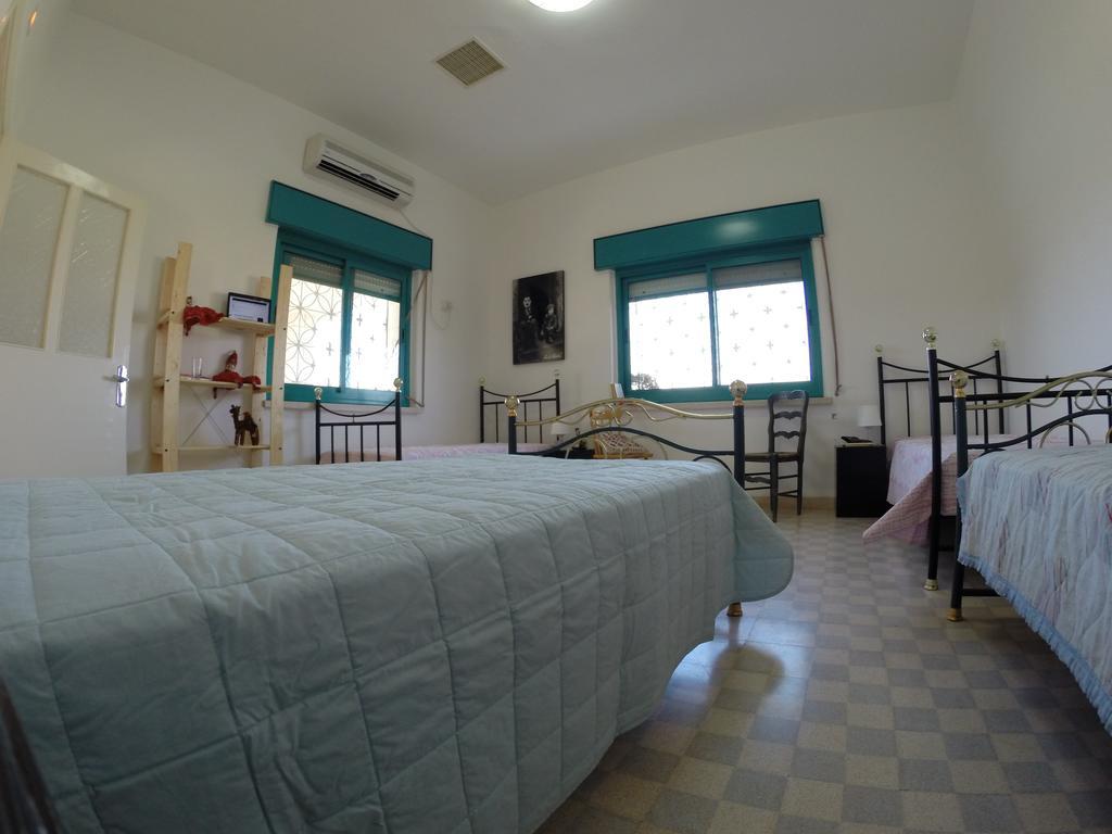 Auberg-Inn Guesthouse Jericho Phòng bức ảnh